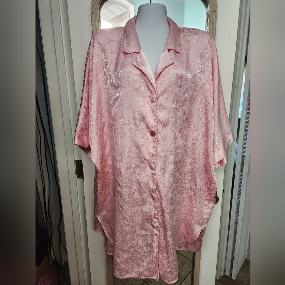 Womens Bath Robe.